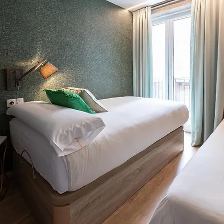 Pensua Sisargas Malpica