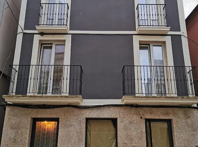 公寓 Pensua Sisargas *